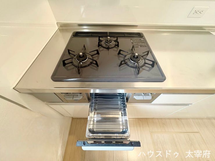 同時調理が可能◎「炒める・煮る・温める」を同時進行でき、料理の段取りがしやすいのが魅力です。品数が多い料理や作り置き調理も、余裕をもって対応できます。