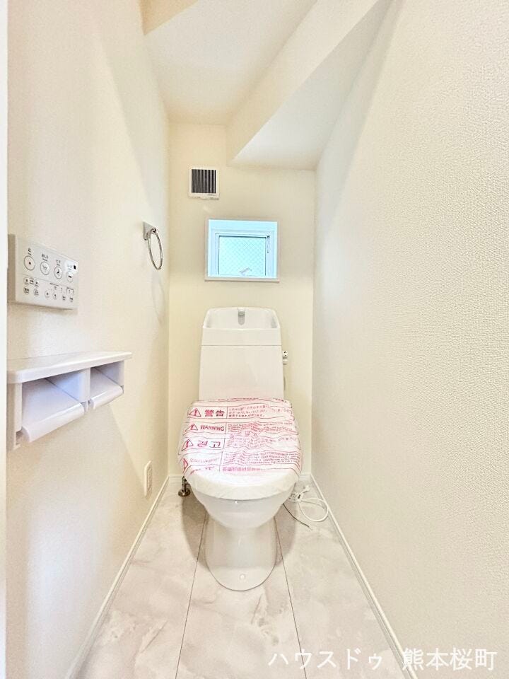 ■一人になれる安らぎの場所■清潔さと静けさを両立した空間。心落ち着くひとときを過ごせる、プライベートなレストルームです。