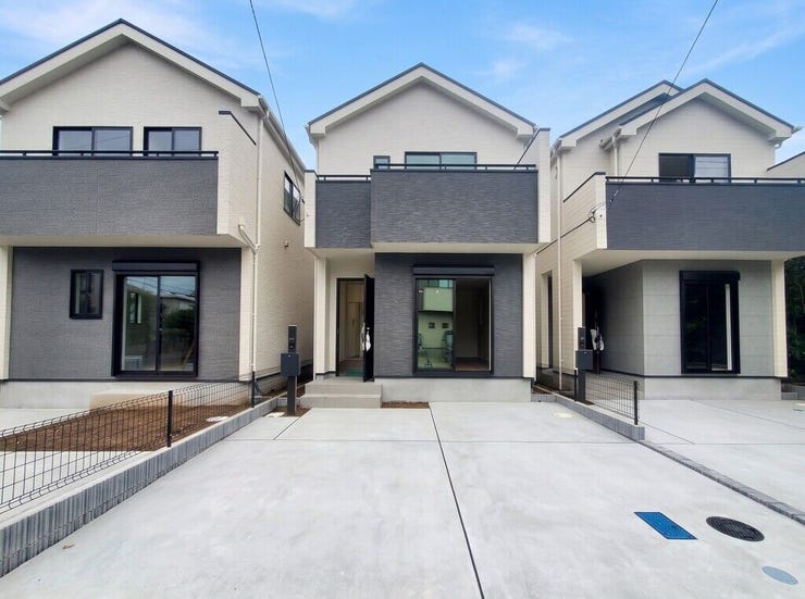 【Exterior】落ち着きのあるシンプルな外観で、長く愛せる住まいに仕上がっています。