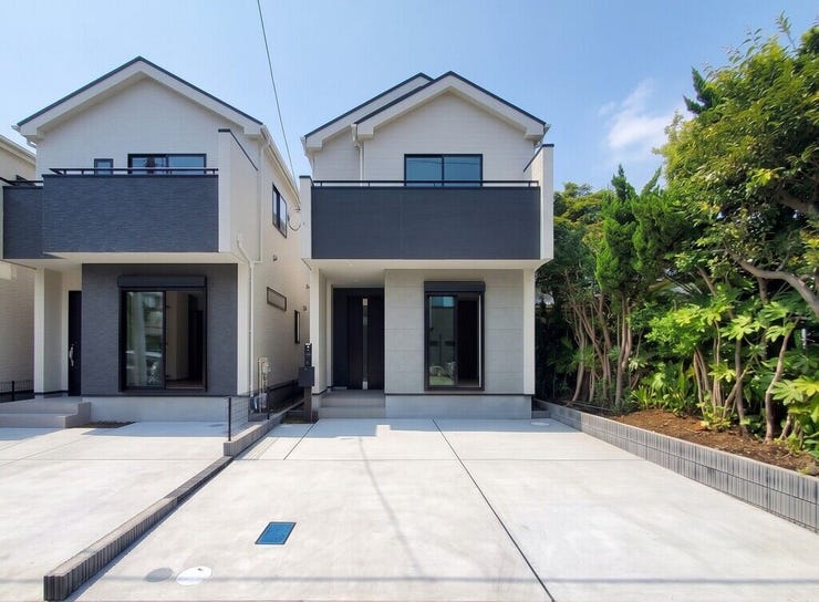 【Exterior】落ち着きのあるシンプルな外観で、長く愛せる住まいに仕上がっています。