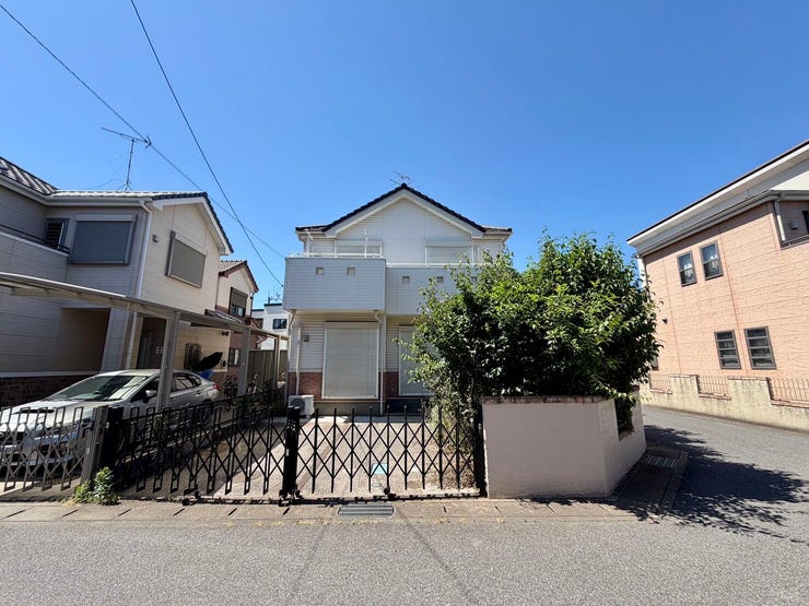 【外観】
2026年7月には外壁屋根塗装を含む内外装リフォーム完了!綺麗に生まれ変わります!