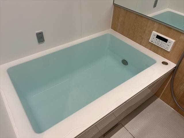 ◆浴室給湯パネル◆自動お湯はり機能や追い焚き機能がついた給湯システムです。