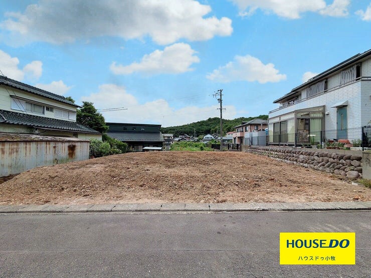 【外観】
【犬山市大字犬山】
広々約82.54坪の土地!
建築条件なしのため、お好きなハウスメーカーで自由にプランニングできます♪
家族の夢を形に、暮らしのスタイルに合わせたマイホームづくりを楽しめます!