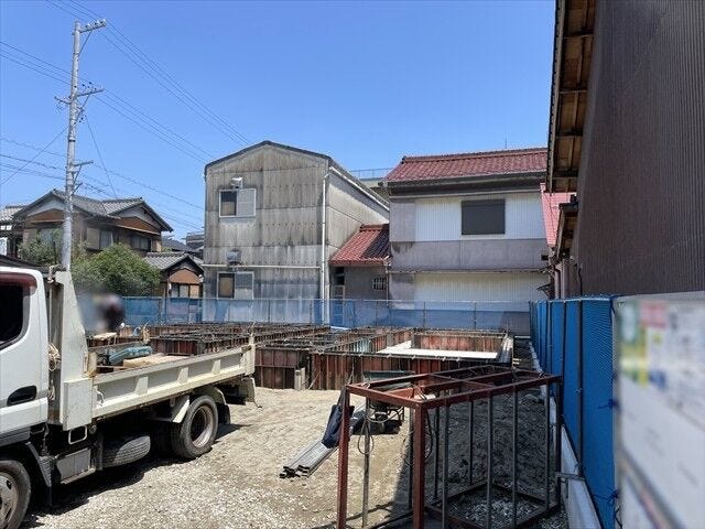 基礎を作り出してます、お家を支える大切な土台です!