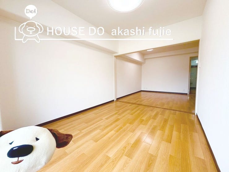 リノベーション済♪
リビングを広くお使いいただけます。ご新婚様におすすめ。
2026.4.5撮影
お問合せお待ち致しております!
【お問合せ フリーダイヤル:0120-077-712】