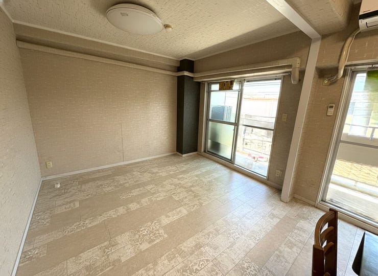 AIによる家具消しイメージです♪