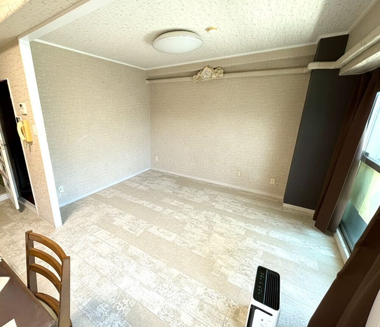 AIによる家具消しイメージです♪
