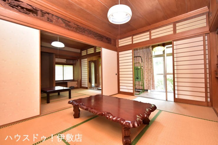 上谷口町 中古戸建 【和室6帖×和室6帖】
続間となっており、開放感のある和室