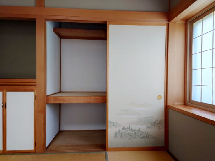 室内(2026年5月)撮影
◎現地案内予約受付中!◎
押し入れには、おもちゃや布団をすっぽり収納できるので、お片付けもラクラク◎