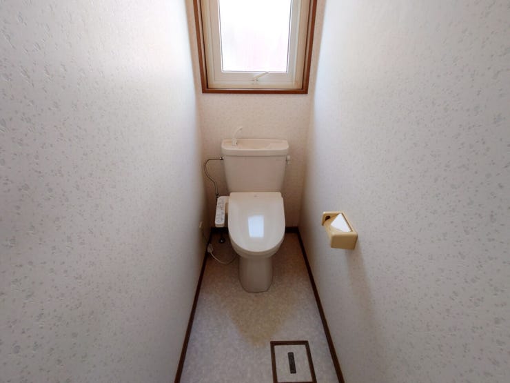 室内(2026年5月)撮影
◎現地案内予約受付中!◎
便利な手洗い付きのトイレです!