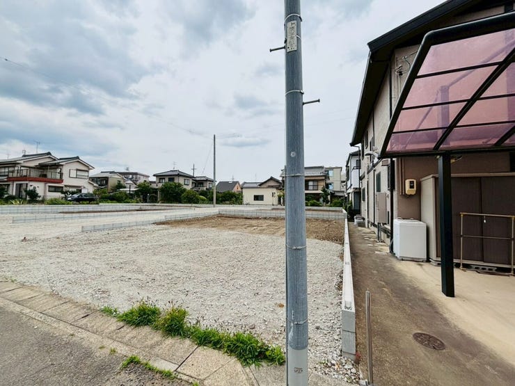 完成前の物件購入が不安な方は、同じ建築会社の別物件を内覧することで
物件の雰囲気を確認できます!
ハウスドゥ小牧味岡店は即対応が可能です!ぜひご相談ください!