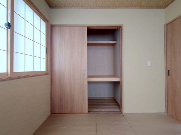 室内(2026年8月)撮影
◎本日案内可能◎
収納ケースをそのまましまえるサイズの押入です!お子様のおもちゃや布団もしっかり収納できます◎