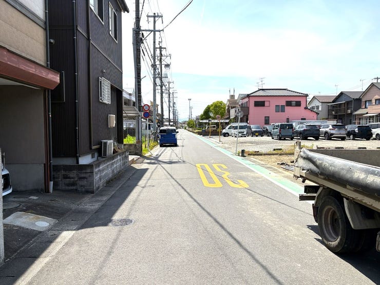南側前面道路