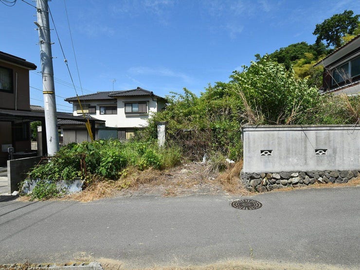 外観を東側より撮影
