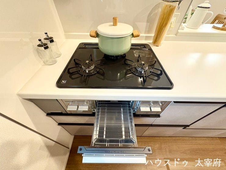 同時調理が可能◎「炒める・煮る・温める」を同時進行でき、料理の段取りがしやすいのが魅力です。品数が多い料理や作り置き調理も、余裕をもって対応できます。
