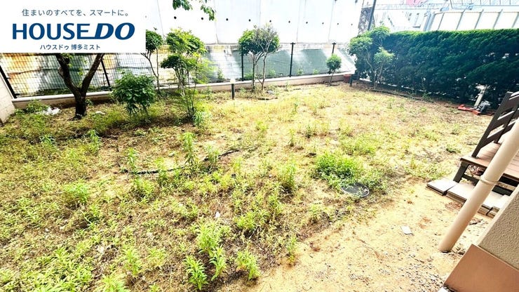 【家族のイベントが盛りだくさん!】広い専用庭があるからこそ、ガーデニングや家庭菜園も楽しそうです♪今度の休みは何をして遊ぼうかと、家族のイベントが楽しみになる、そんな庭があります。