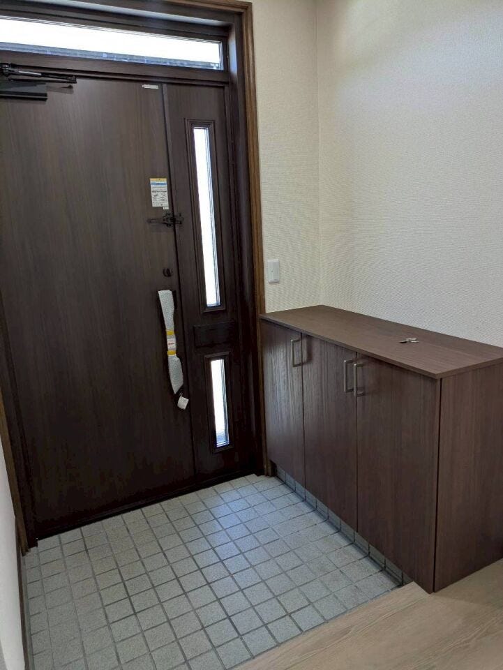 玄関広めです!シューズBOX完備◎