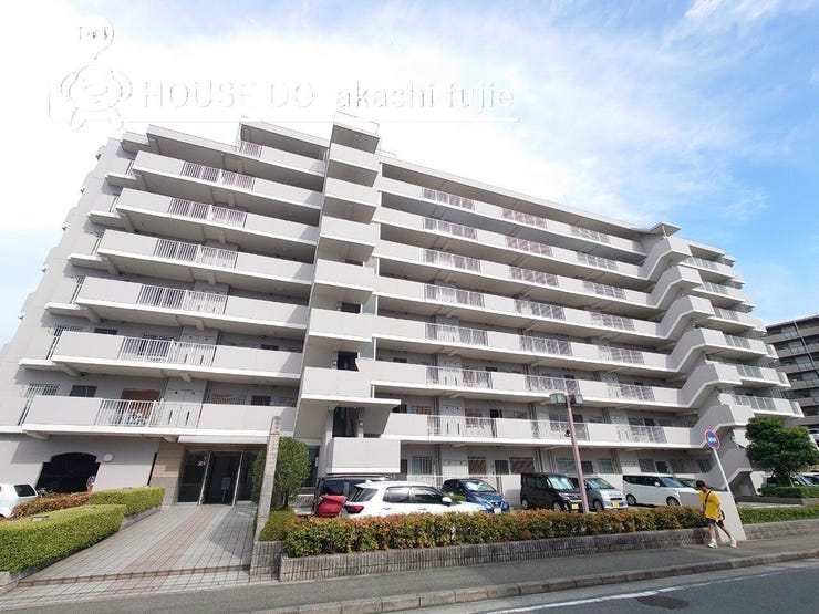 【外観写真】
お問合せお待ち致しております!【お問合せ フリーダイヤル:0120-077-712】