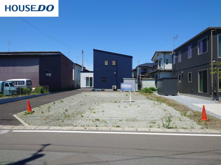 【外観】
現地(2026年6月)撮影
◎建築条件無し◎
詳細は、ハウスドゥ 八戸市庁前までお気軽にお問い合わせくださいませ♪