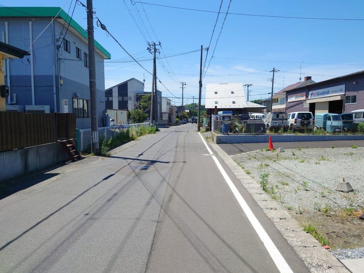 現地(2026年6月)撮影
◎建築条件無し◎
詳細は、ハウスドゥ 八戸市庁前までお気軽にお問い合わせくださいませ♪