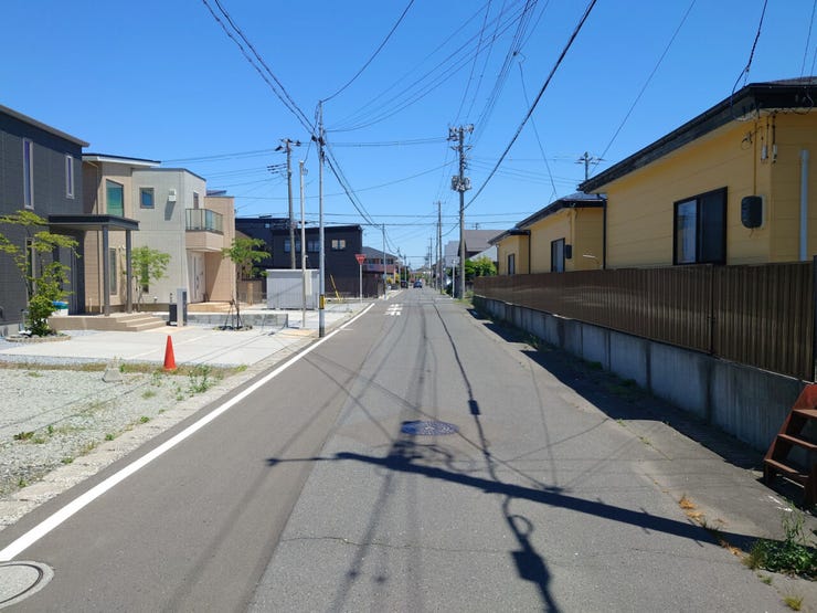 現地(2026年6月)撮影
◎建築条件無し◎
詳細は、ハウスドゥ 八戸市庁前までお気軽にお問い合わせくださいませ♪