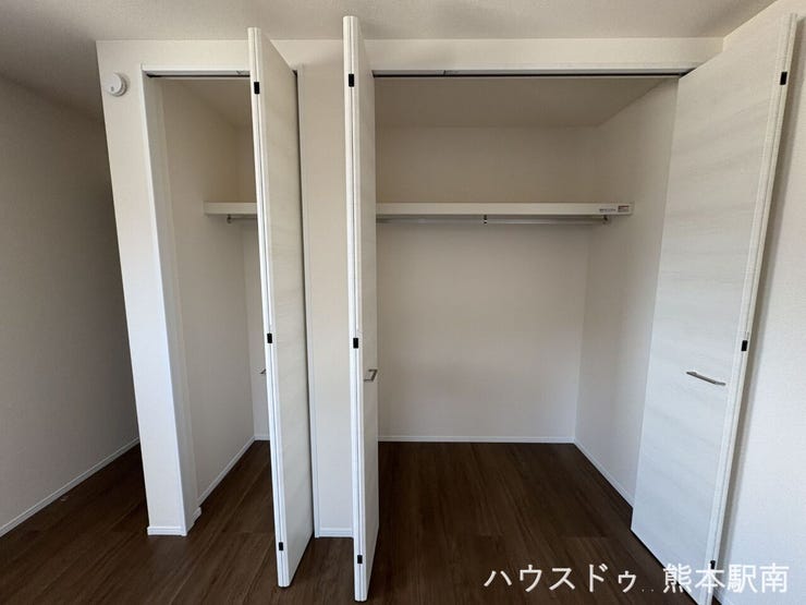 ■洋室8.5帖の収納■