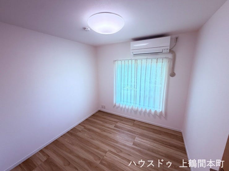 集中できる自分だけの4.5帖。書斎にも趣味部屋にも。小さくても、暮らしを豊かにする大切な空間。