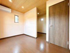 【リフォーム済】2階西側洋室