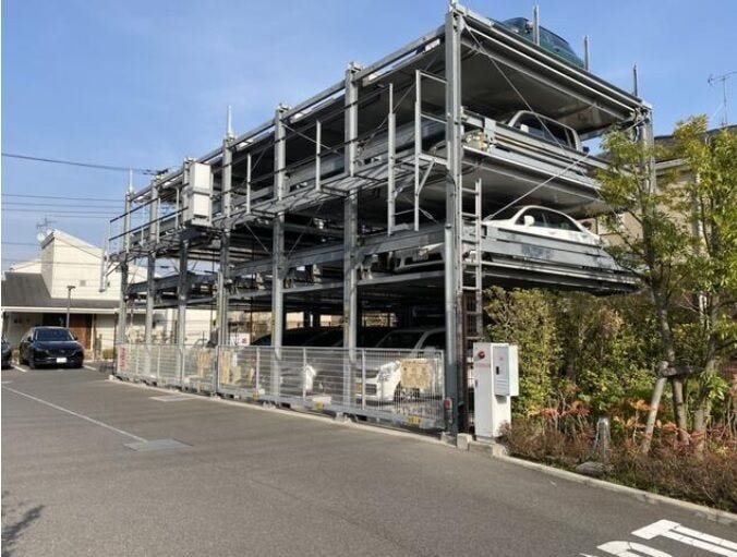 【駐車場】