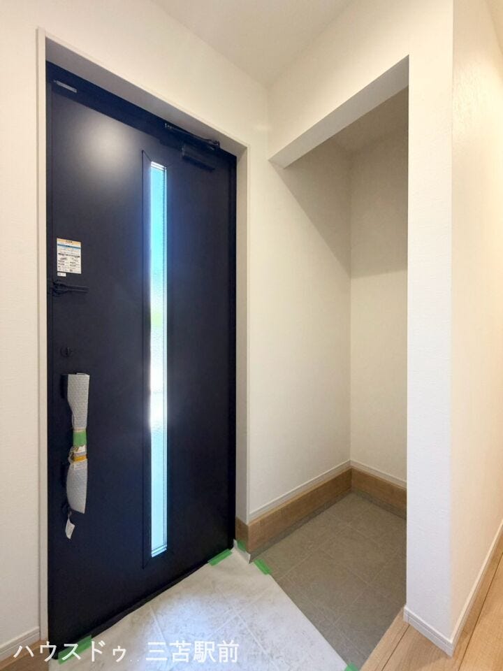 土間収納あり!雨風にさらされたくないアウトドア用品やスポーツ用品の保管にぴ助かります。