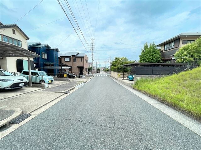 近隣の雰囲気は実際に見て、感じていただくのが一番です!
ぜひ現地を見に来てください♪お問い合わせお待ちしております。