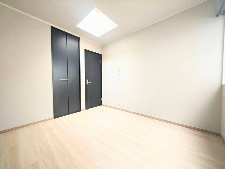 3階の洋室です!
床暖房付きです!
5.25帖
