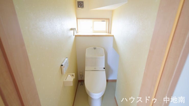 温水洗浄便座付きトイレ♪