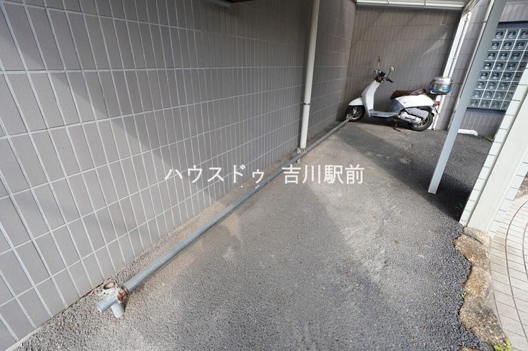 バイク置場