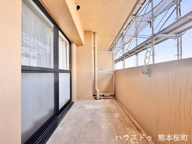 ■空の下の開放的な特等席■日光浴や読書、外の空気を感じながらリフレッシュ。暮らしを豊かにする、もう一つの心地よい空間です。