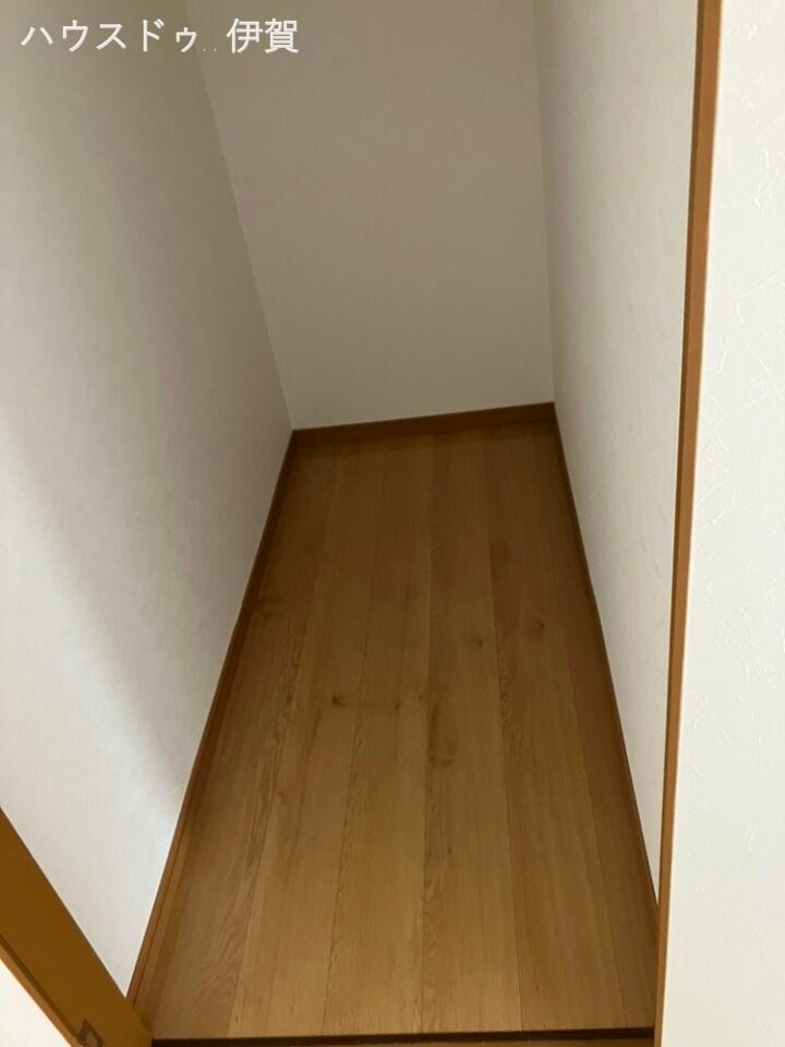 階段下収納