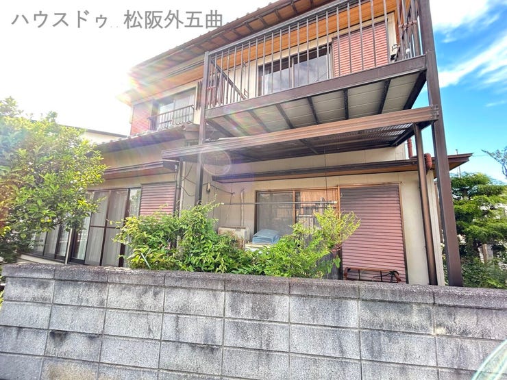 南東から北西に向かって撮影