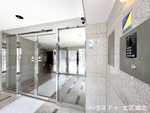 オートロックマンションのため、防犯面でも安心です。