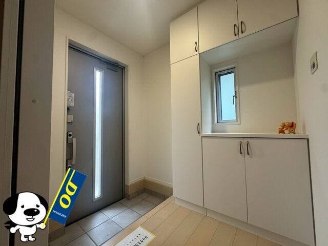 「お帰りなさい」が日常家に帰るとまず目につくのがマイホーム・玄関です。玄関を開けると家族の笑顔が・・・お帰りなさいが日常に。