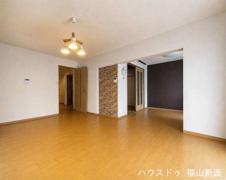 ※掲載写真はAI加工を用いて室内の物品を消去しております。実際の現況と異なる場合は、現況を優先とさせていただきます。