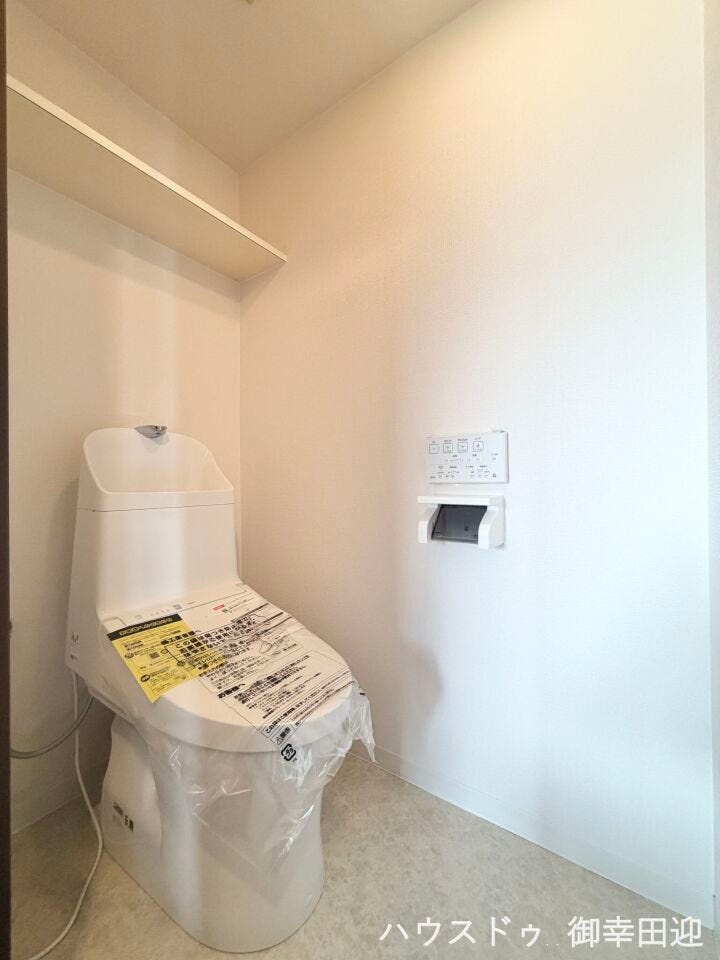 ■一人になれる安らぎの場所■清潔さと静けさを両立した空間。心落ち着くひとときを過ごせる、プライベートなレストルームです。