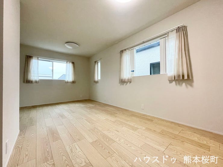 ■2階6+4.5帖洋室■心からリラックスできる静けさ、上質な眠りで、毎日をリセットします。明日への活力を養う空間です。