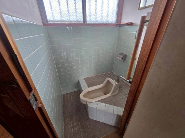2階トイレです。
各階にトイレがあるのはうれしいですね。