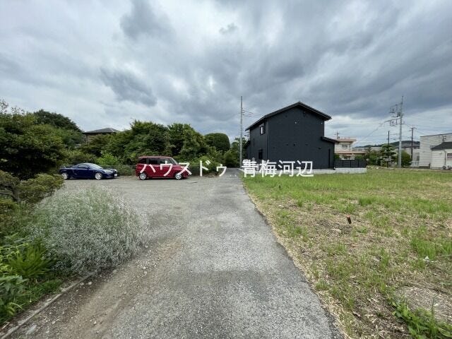 【私道前面道路】
長閑な景色が広がります。駐車もあせらずゆっくりとできます