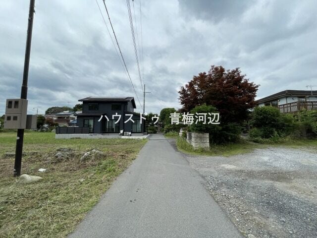 【東側 前面道路】幅員約2.9mの前面道路です。大型車が入ってこれないため騒音などの心配はありません