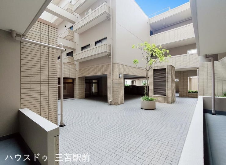 共用部分の中庭