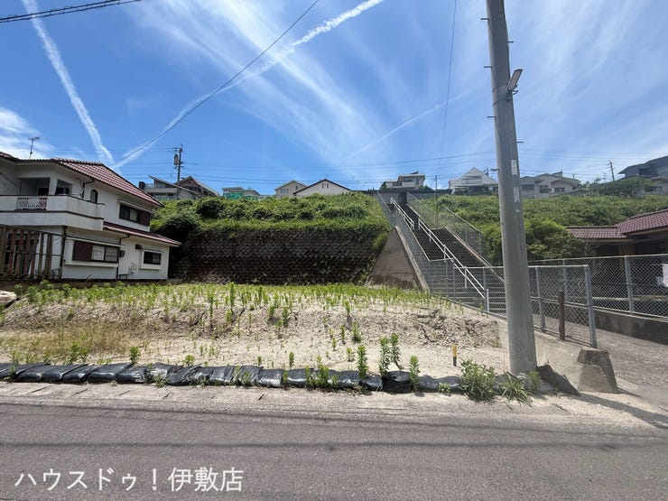 【外観】
【外観写真】
敷地から桜島が眺望可能な土地!桜島の四季を楽しみながら、ゆっくりと過ごせます