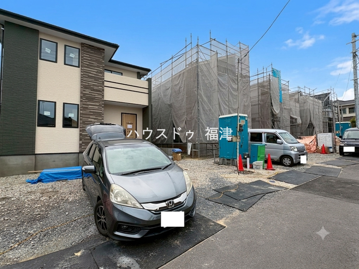 未完成物件は立地を確認後、
同メーカーが建てたお家をご案内!
《古賀市千鳥6丁目 新築戸建》