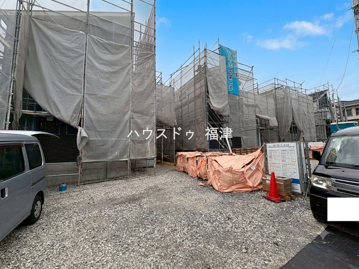 残り4棟販売中♪
各棟でそれぞれ間取りや動線に特徴があり、
ご家族構成や将来設計に合わせてお選びいただけます。
《古賀市千鳥6丁目 新築戸建》