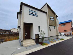 草加市新善町
